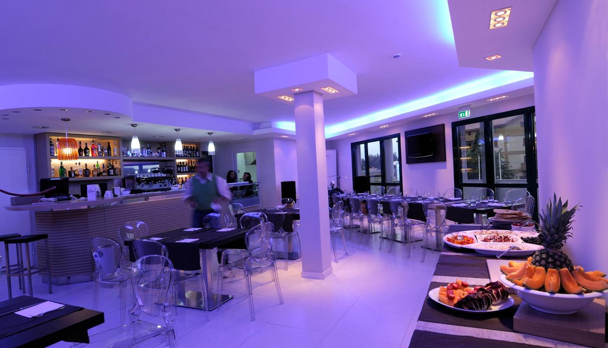 Hotel Ambrosio La Corte 3*